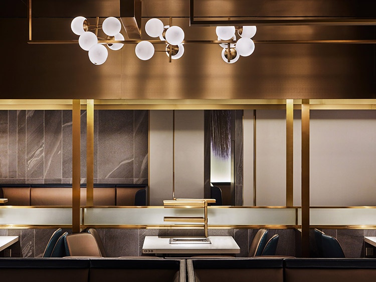 杭州特色火鍋餐飲店裝修設(shè)計(jì)：煙火氣、食品安全與廚房人效的三角平衡